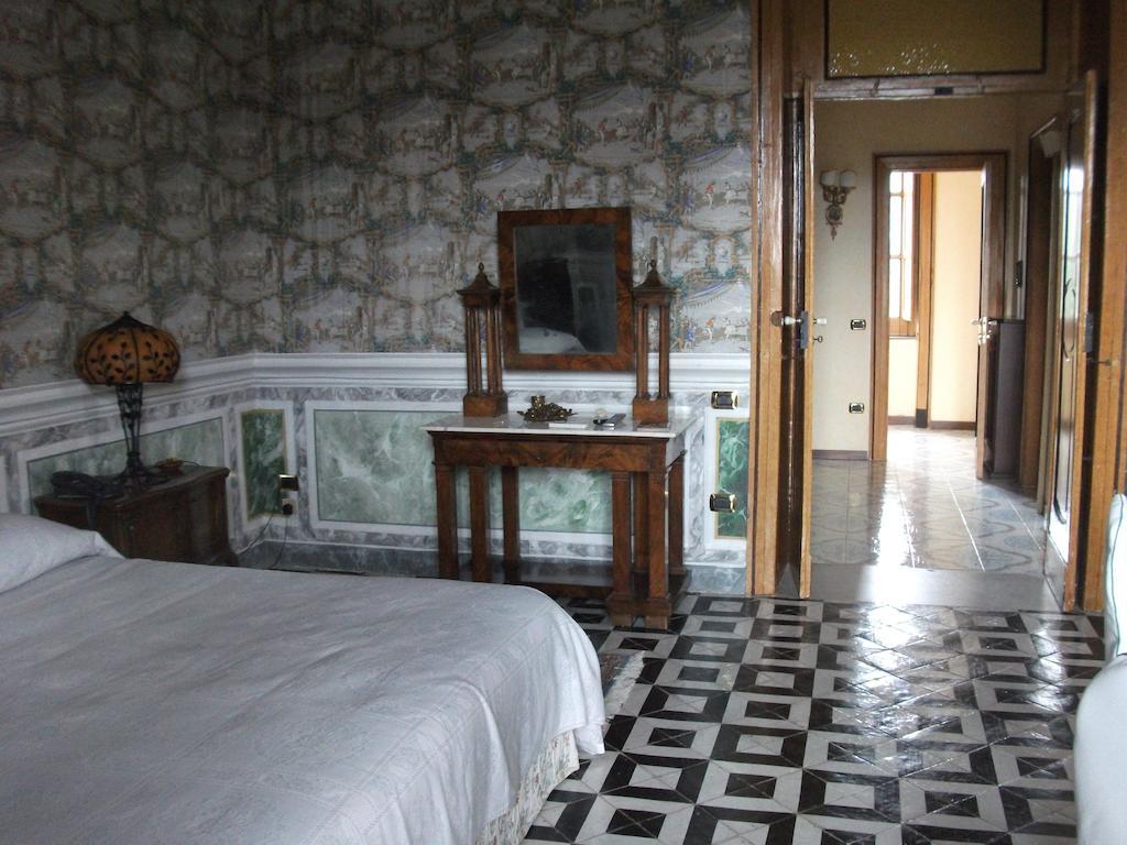 Villa Marcello Caserta Room photo