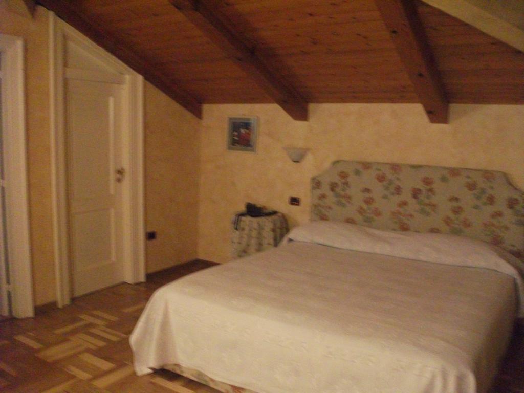 Villa Marcello Caserta Room photo